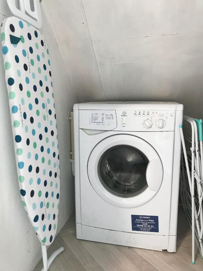 The Beach Hut - 1 Bedroom Apartment Near The Beach Bournemouth Esterno foto